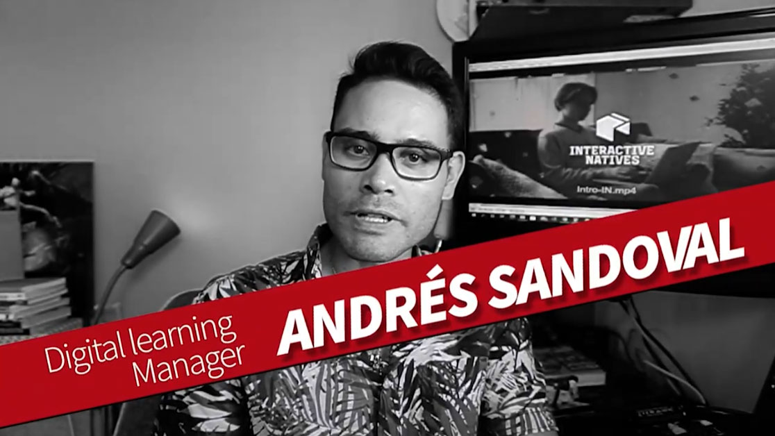 Andres Sandoval presentant la chaine de Youtube